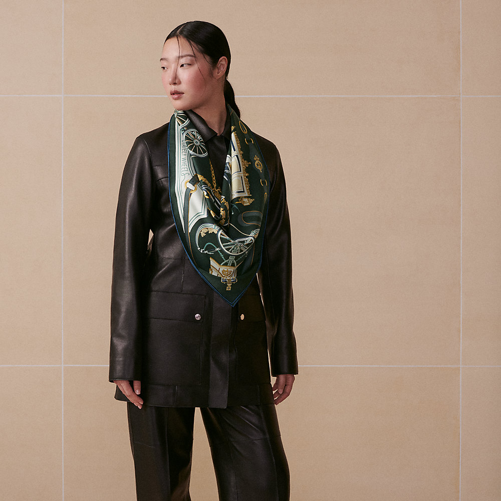 カレ 90 《ステイトリー・ホイールズ》 - グリーン | Hermès